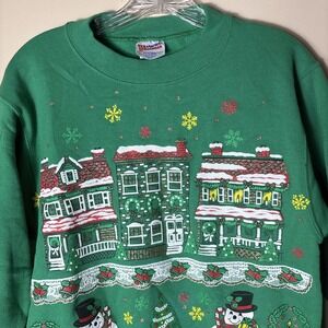 Vintage Hanes Green Christmas Snowmen Village Holiday Size Small